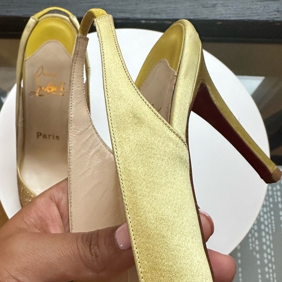 🌺CHRISTIAN LOUBOUTIN 🌺 Yellow Satin Glitter Accents Slingback pumps size: 37 - Picture 13 of 17